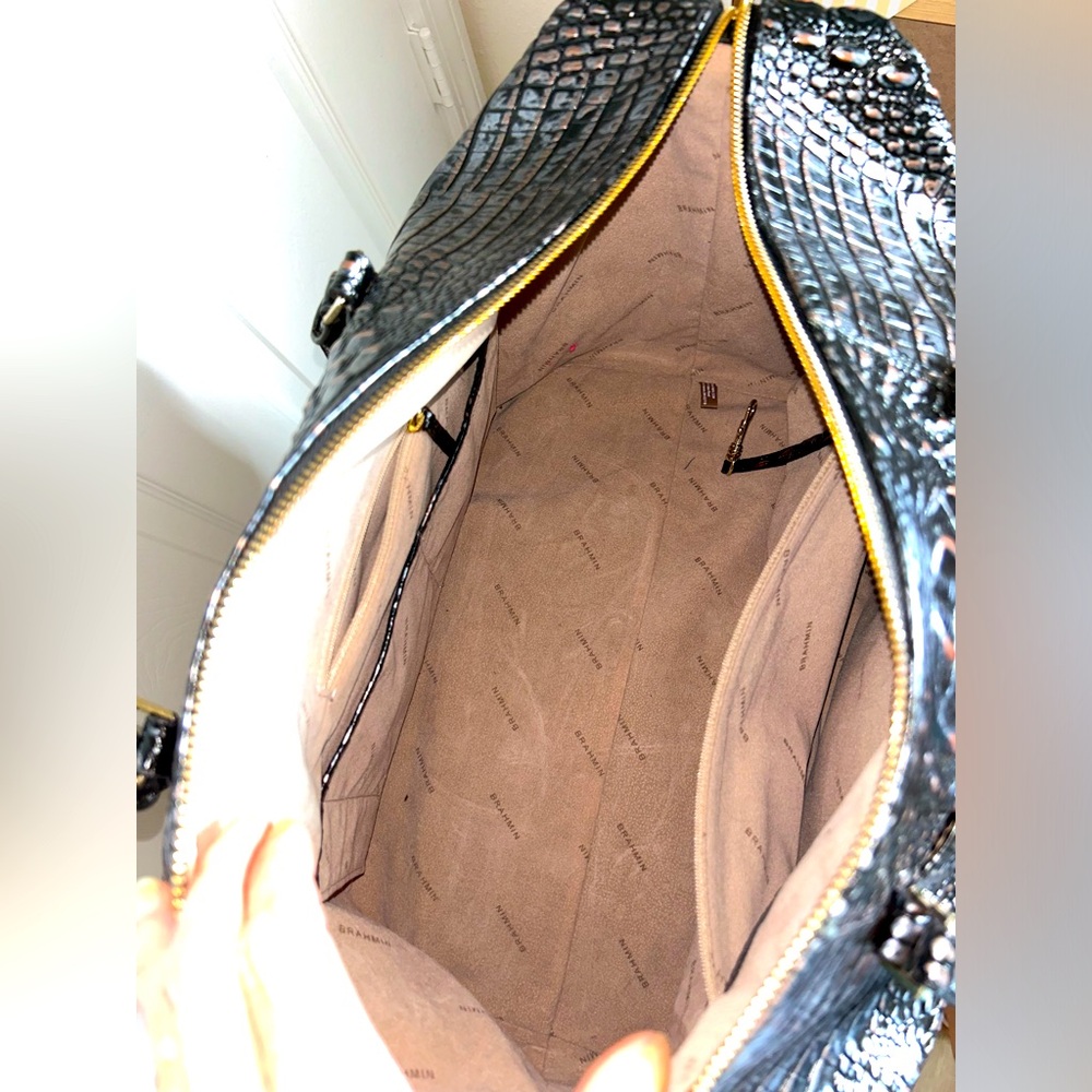EUC Brahmin LEATHER Croc-Embossed  CarryAll weekender bag in Dusk Melbourne - Picture 9 of 10